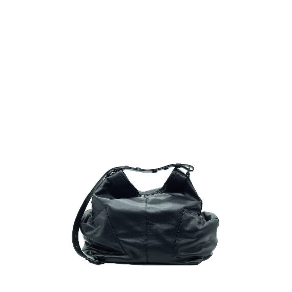 Lara<br />Black zipped bag
