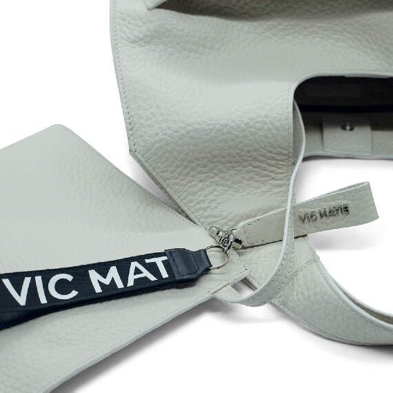 Katy<br />Cream pocket bag