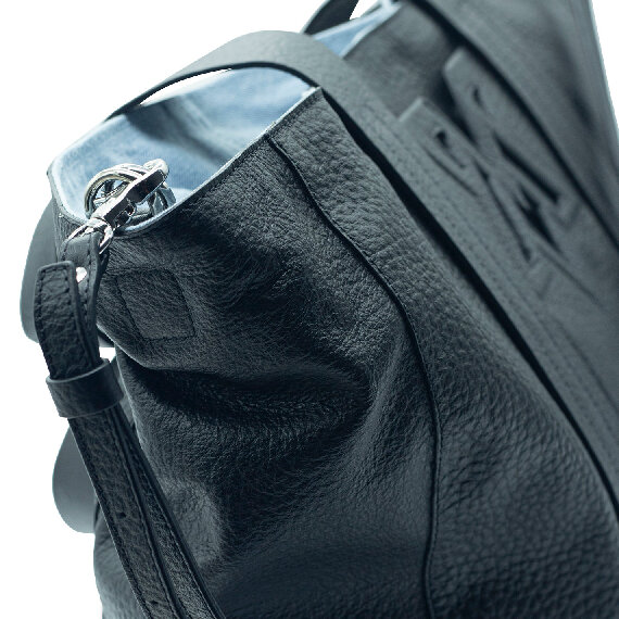 Janis<br />Black maxi reverse double shopper