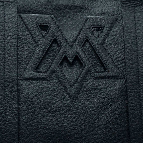 Janis<br />Black maxi reverse double shopper