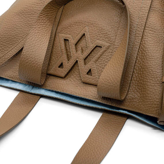 Janis<br />Reverse double biscuit maxi shopper