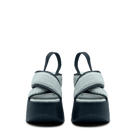 Yoko  sand/black denim slipper