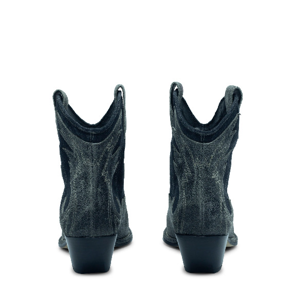 Westy black ankle boot