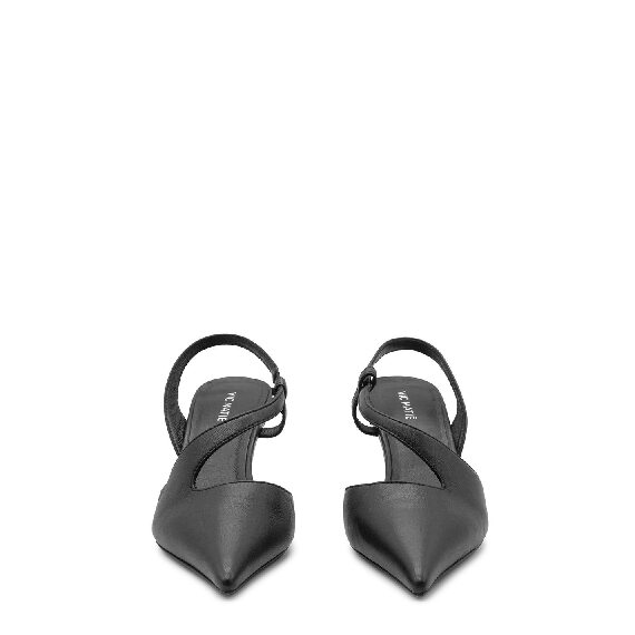 Swan closed shoe black